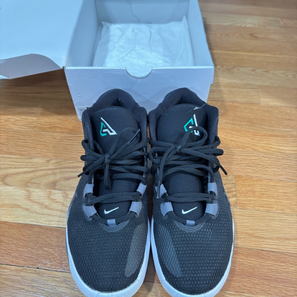 Nike Black and White Sneakers